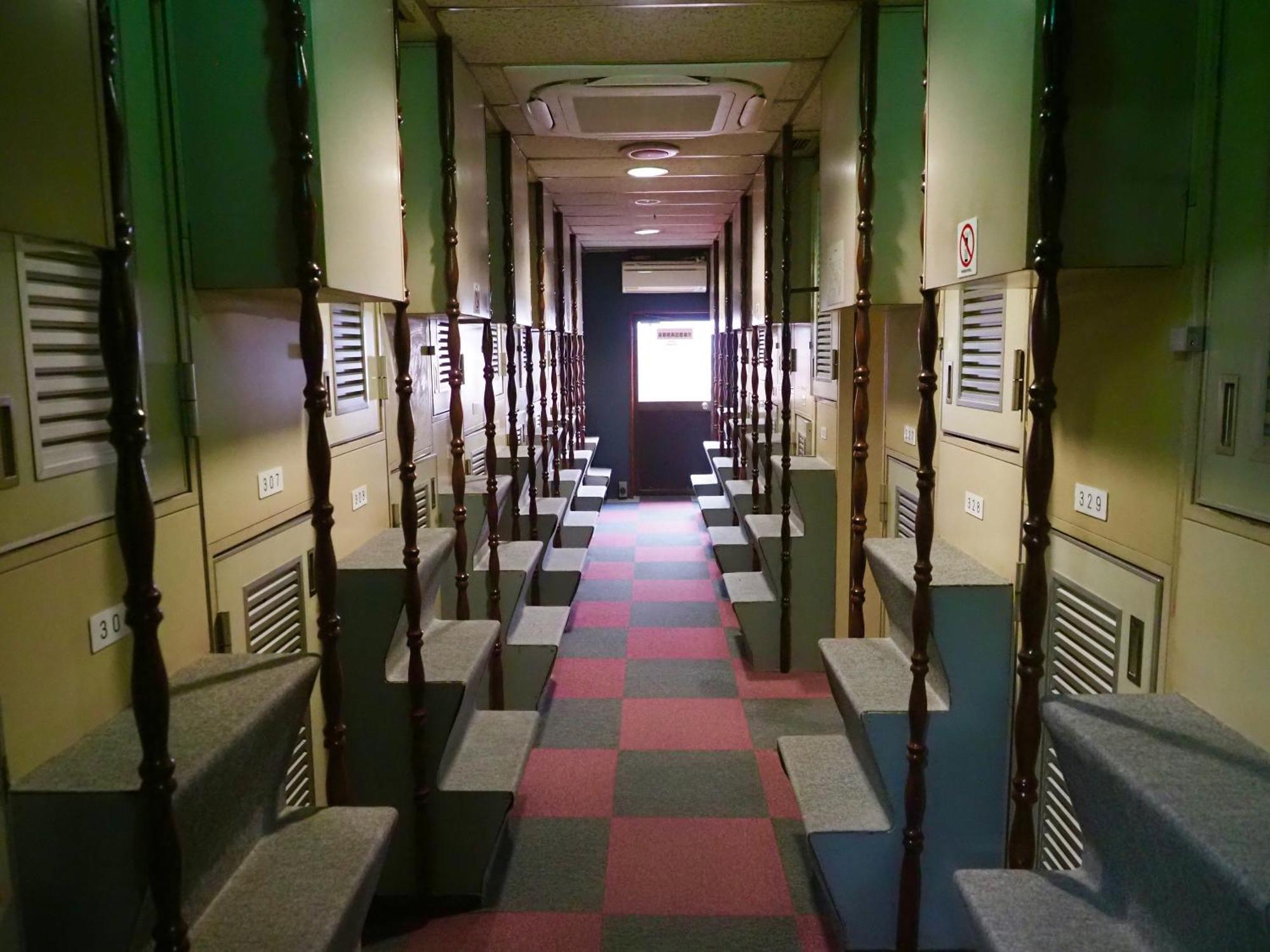 Capsule Hotel Block Room Τόκιο Εξωτερικό φωτογραφία