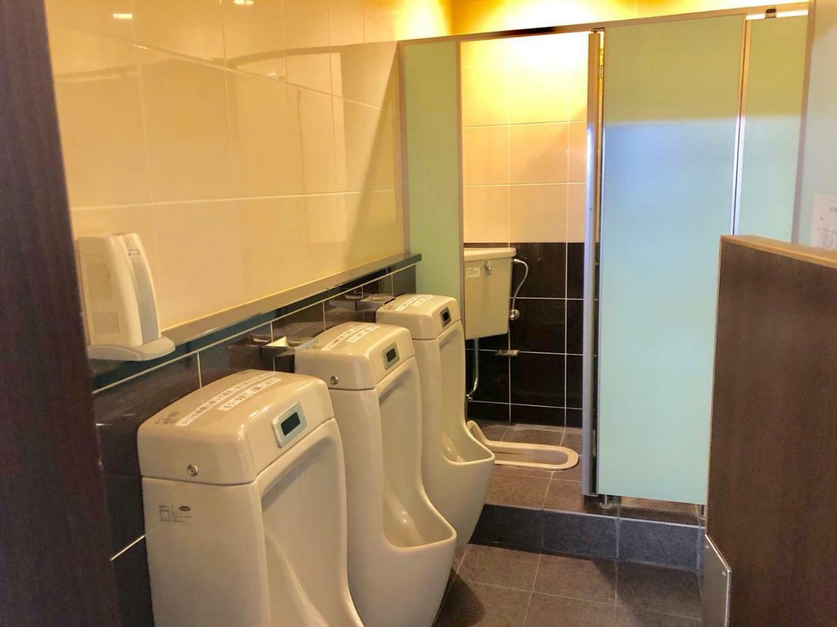 Capsule Hotel Block Room Τόκιο Εξωτερικό φωτογραφία